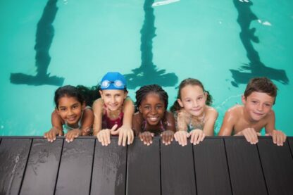 Warum Kinder von Anfang an richtig schwimmen lernen sollten